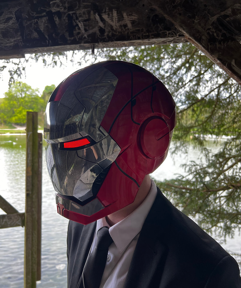AUTOKING Iron Man MK5 Helmet Wearable Voice control Opening&Closing Mask  Stocked